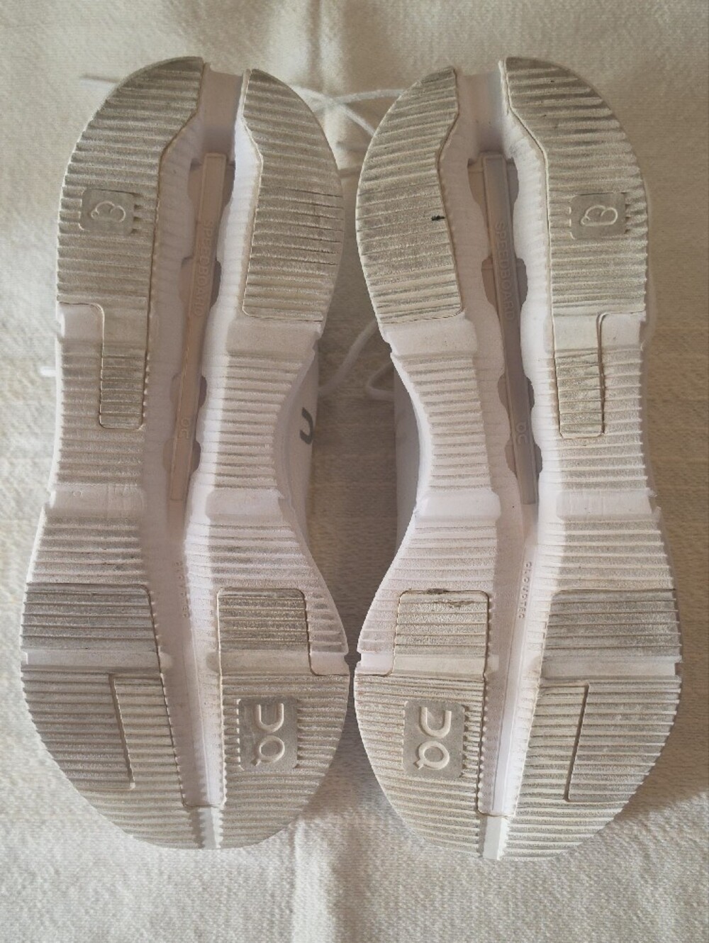 On Running On Cloudnova 2 Women's White Athletic Sneakers - Picture 7 of 15